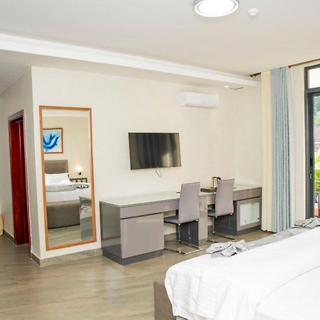 Grazia Apartment Hotel Kigali Bagian luar foto