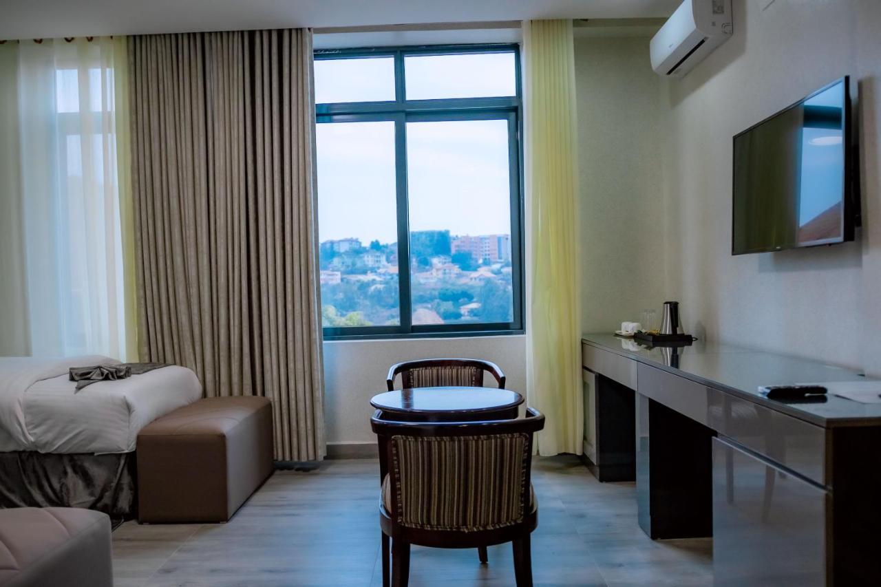 Grazia Apartment Hotel Kigali Bagian luar foto