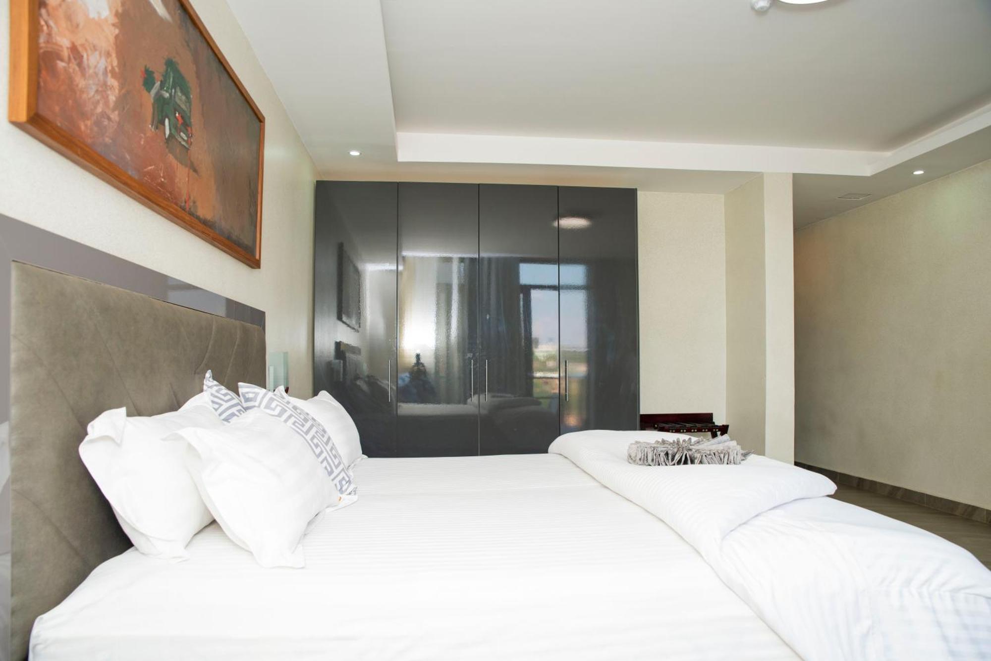 Grazia Apartment Hotel Kigali Bagian luar foto