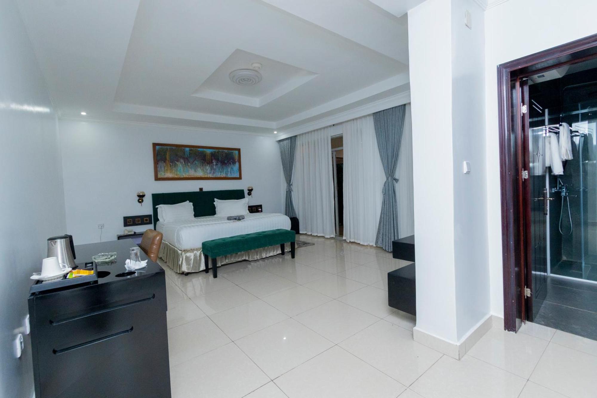 Grazia Apartment Hotel Kigali Bagian luar foto