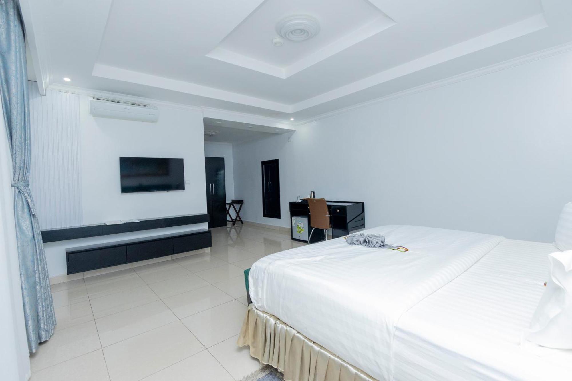 Grazia Apartment Hotel Kigali Bagian luar foto