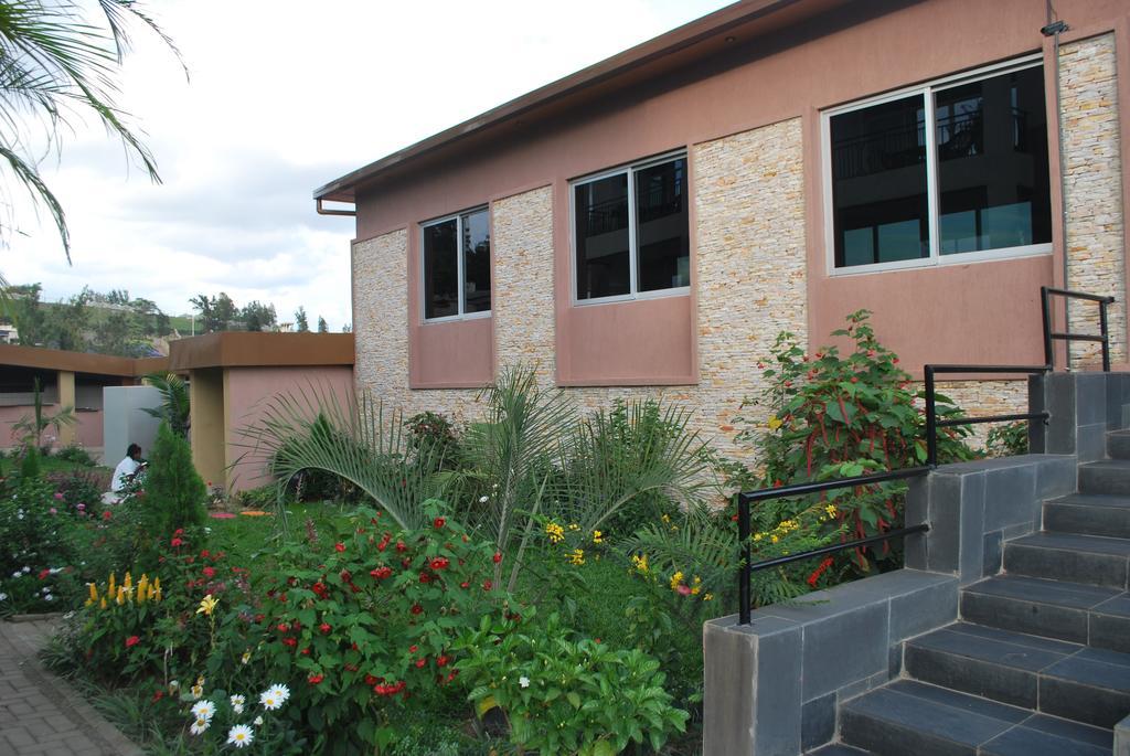 Grazia Apartment Hotel Kigali Bagian luar foto